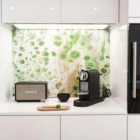 6p Lisiere De Foret Piscine Barbecue